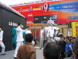 LG全國(guó)巡展北京站豪攬人氣，神秘機(jī)器人亮相科貿(mào)驚艷全場(chǎng)
